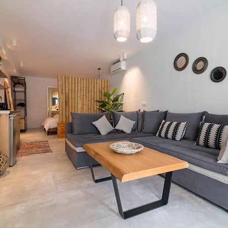 Olia Suites Parga Værelse billede